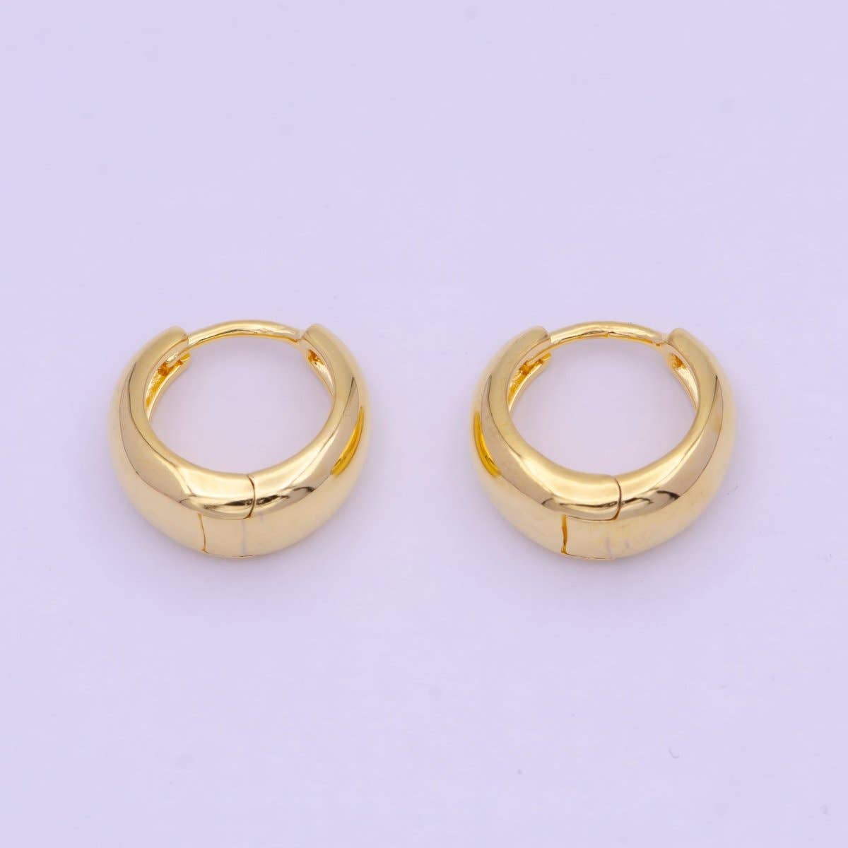 Aim Eternal - Vente Petits anneaux - Boucles d'oreilles créoles minimalistes en plaqué or 24K de 15 mm Q-0101