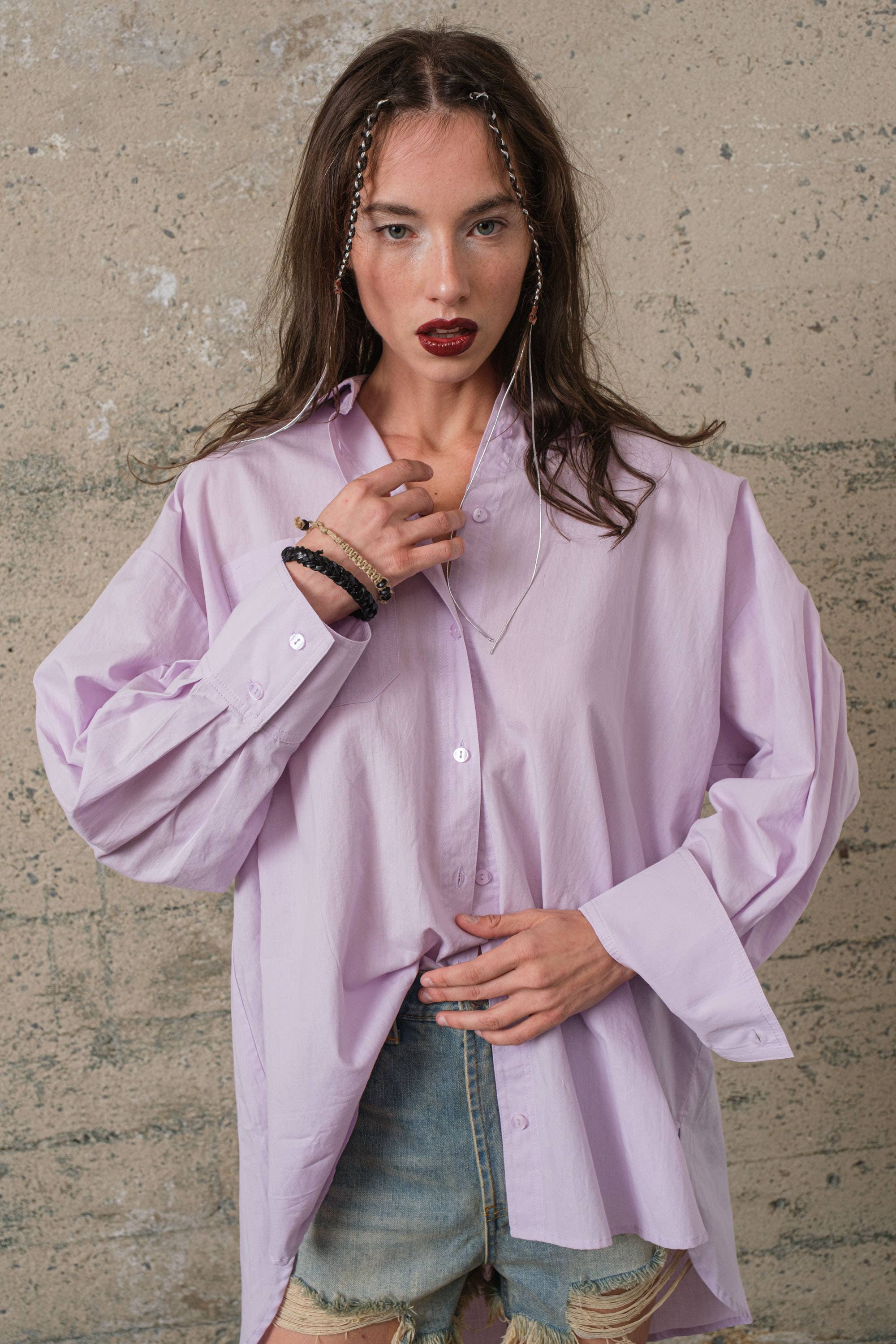 Signature 8 - Wholesale Button Down Shirt - Women's - OVERSIZED SHIRT S1924C22