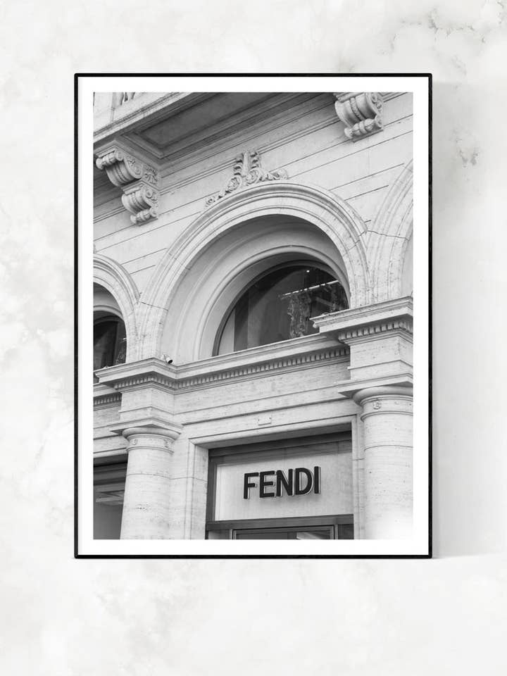 ROME EDIT//VITRINE N° 17 pour la vente par Style Level