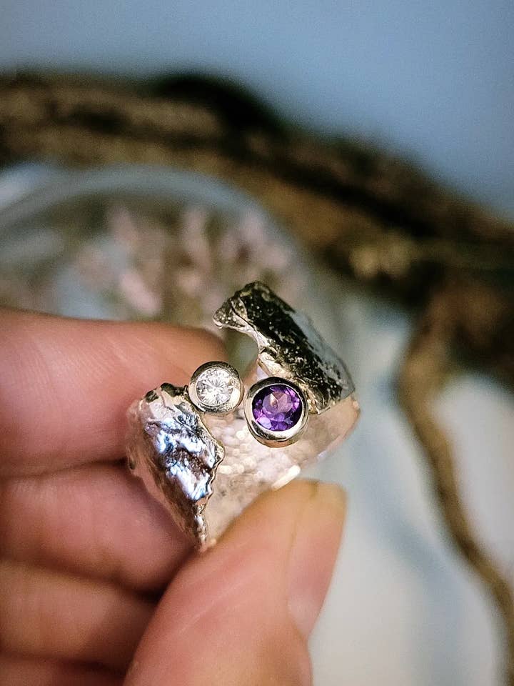 Sprookjesring met amethist en CZ voor wholesale door Caroline Stokesberry-Lee Jewellery Design