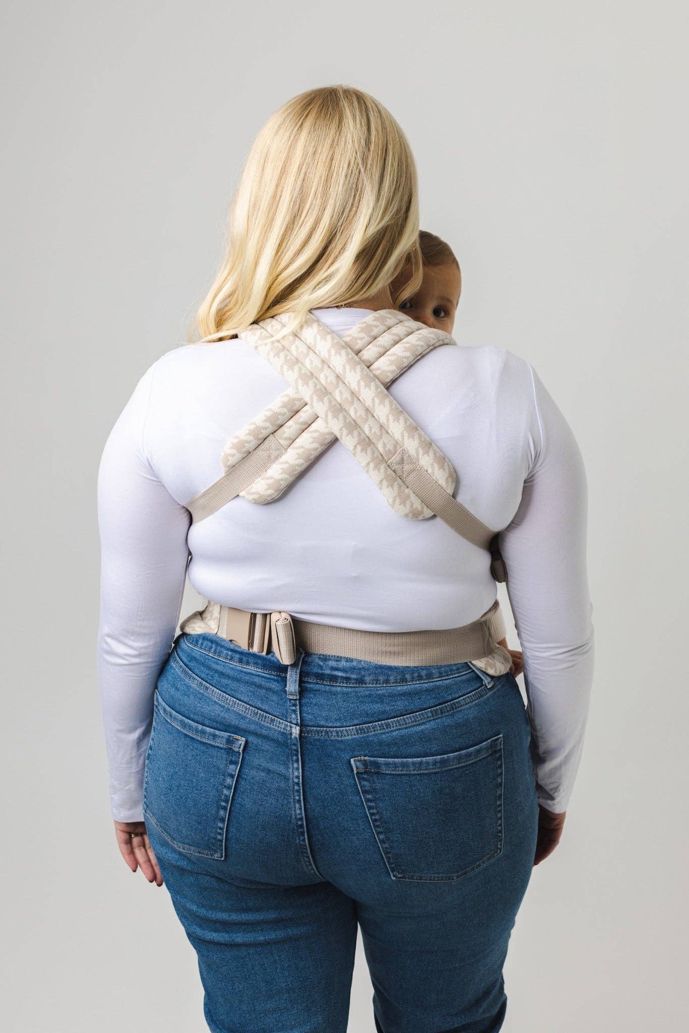 Mabē Baby Carriers - Wholesale Baby Carrier - The Monarch Carrier - Houndstooth8