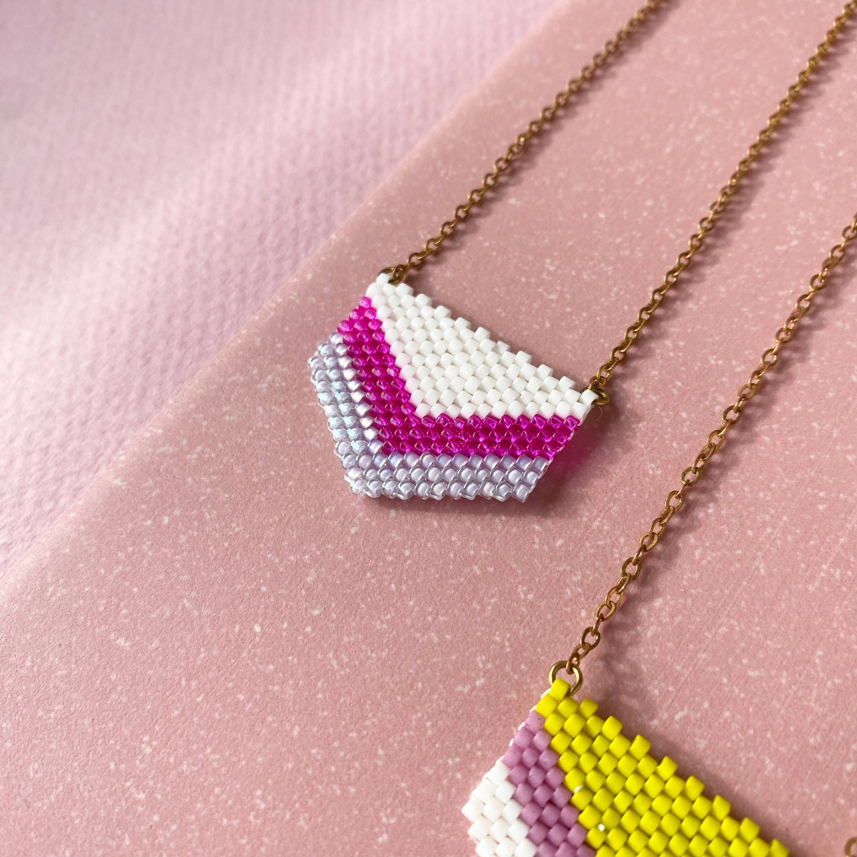 Loela – wholesale Pendant/charm necklace – Chevron Seed Bead Necklace1