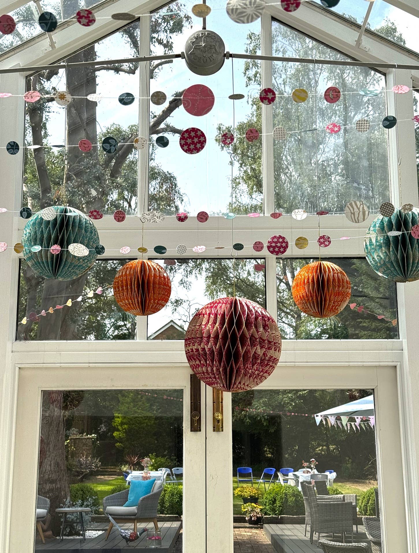 Globe Enterprise - Wholesale Ornament Set - Sustainable & Handmade Honeycomb Paper Decorations Magenta  6