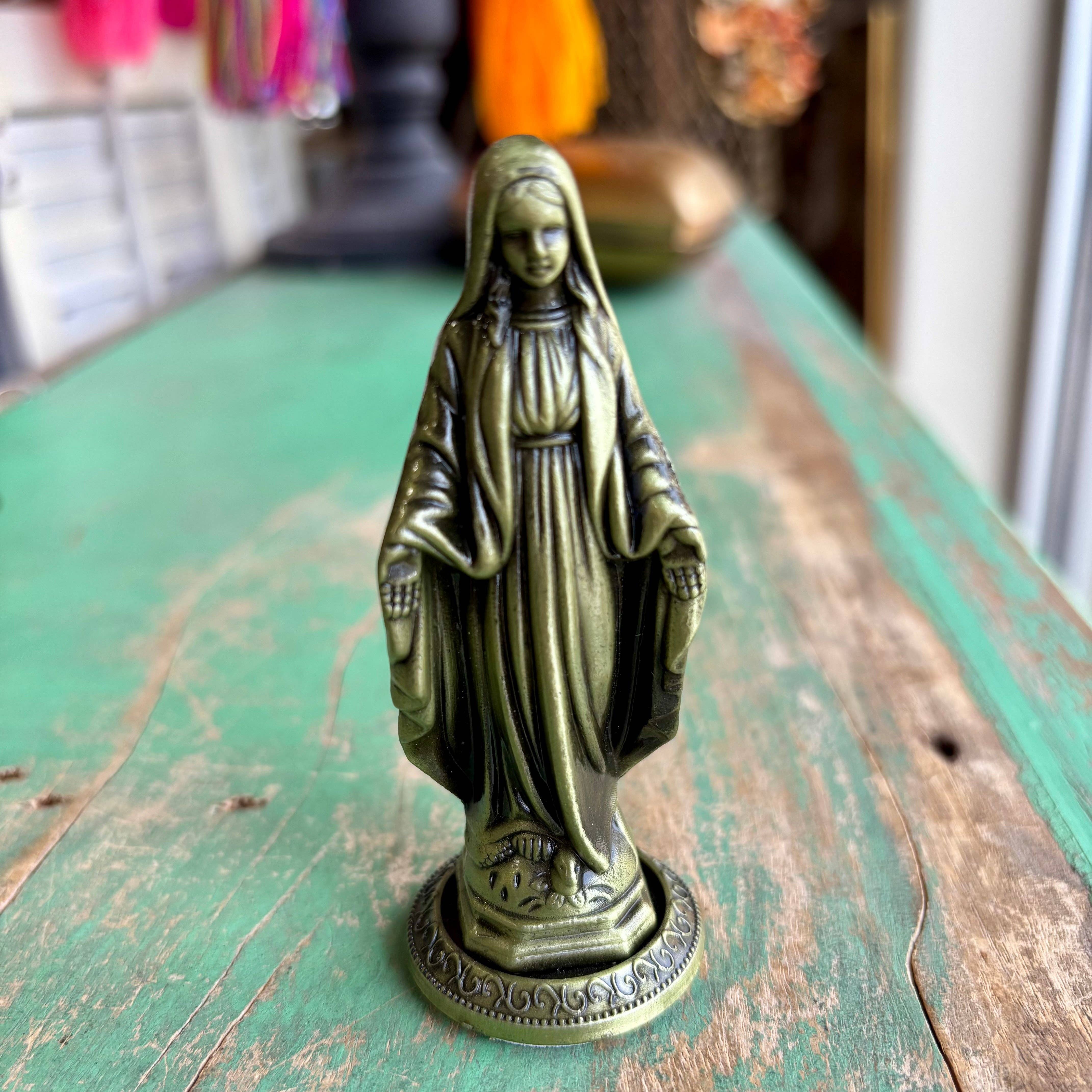 Love and Honor Jesus LLC - Vente Sculpture - Petites statues en métal de 8,9 cm1