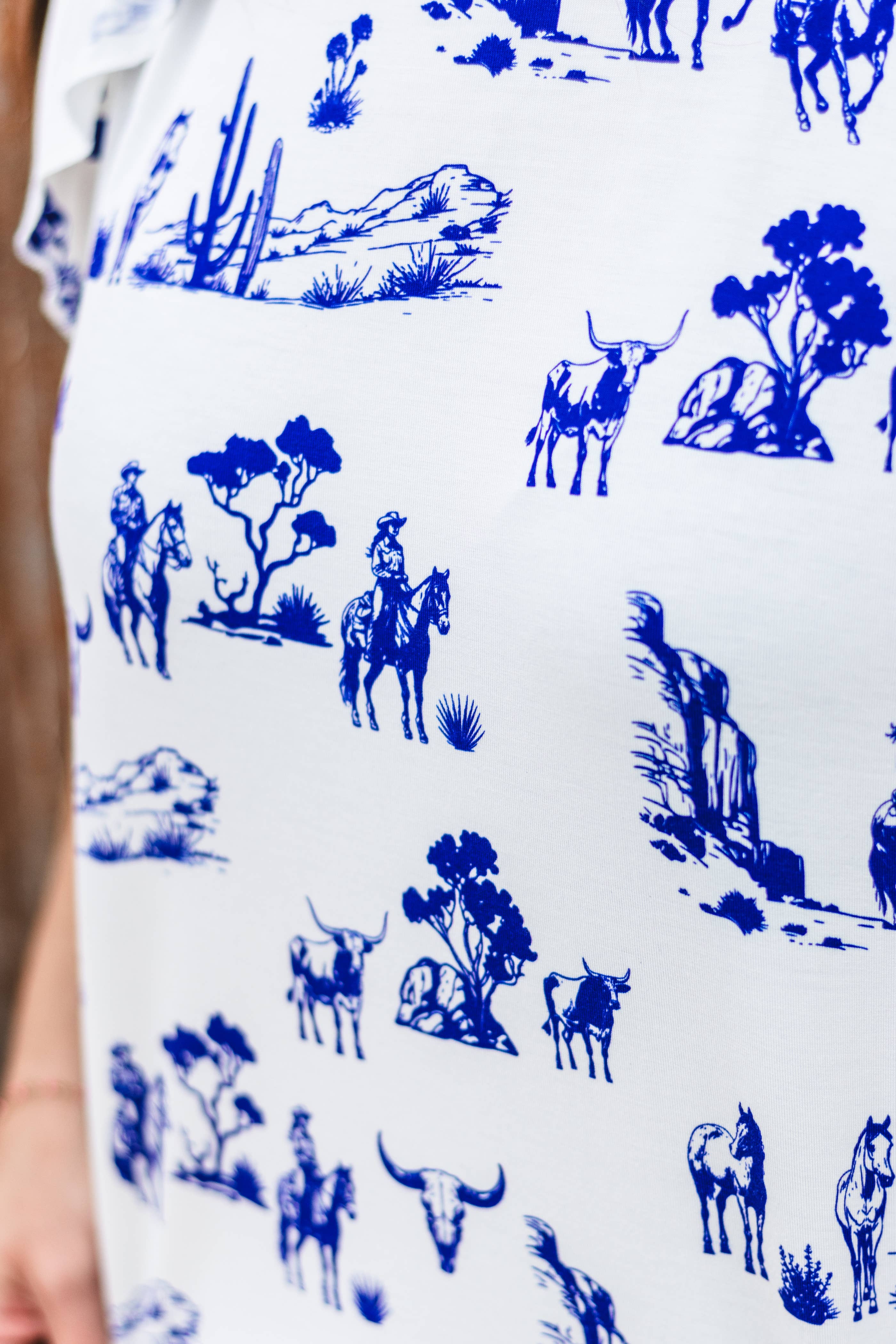 Rockin A Design - Vente T-shirt – femme - Top à manches volantées à imprimé toile western1