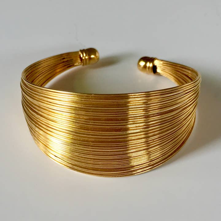 Multi-tråd manchet armbånd for engroshandel hos Rachel Ortiz