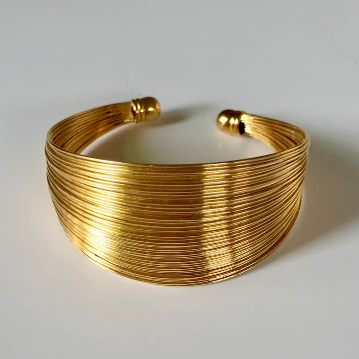 Multi-tråd manchet armbånd for engroshandel hos Rachel Ortiz