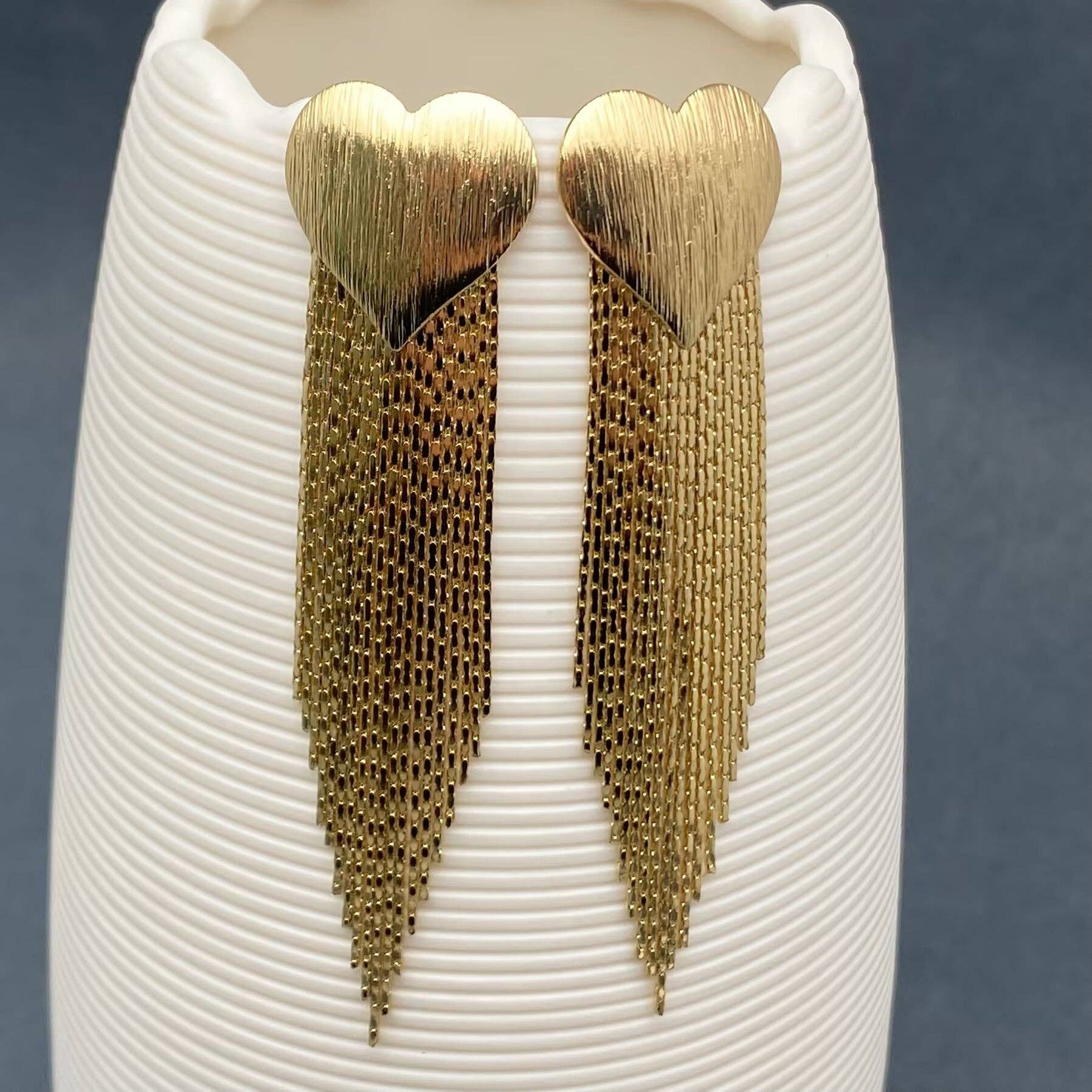 Mio Queena - Wholesale Tassel Earrings - Metal Fringe Wire Drawing Heart Post Earrings0