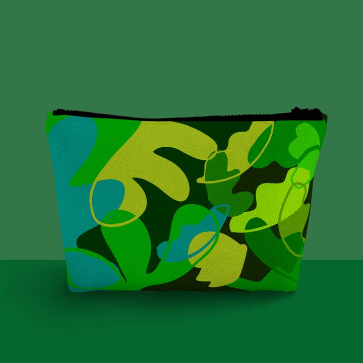 Pochette en jean papillon vert-petite pour la vente par Blandon Mitchell