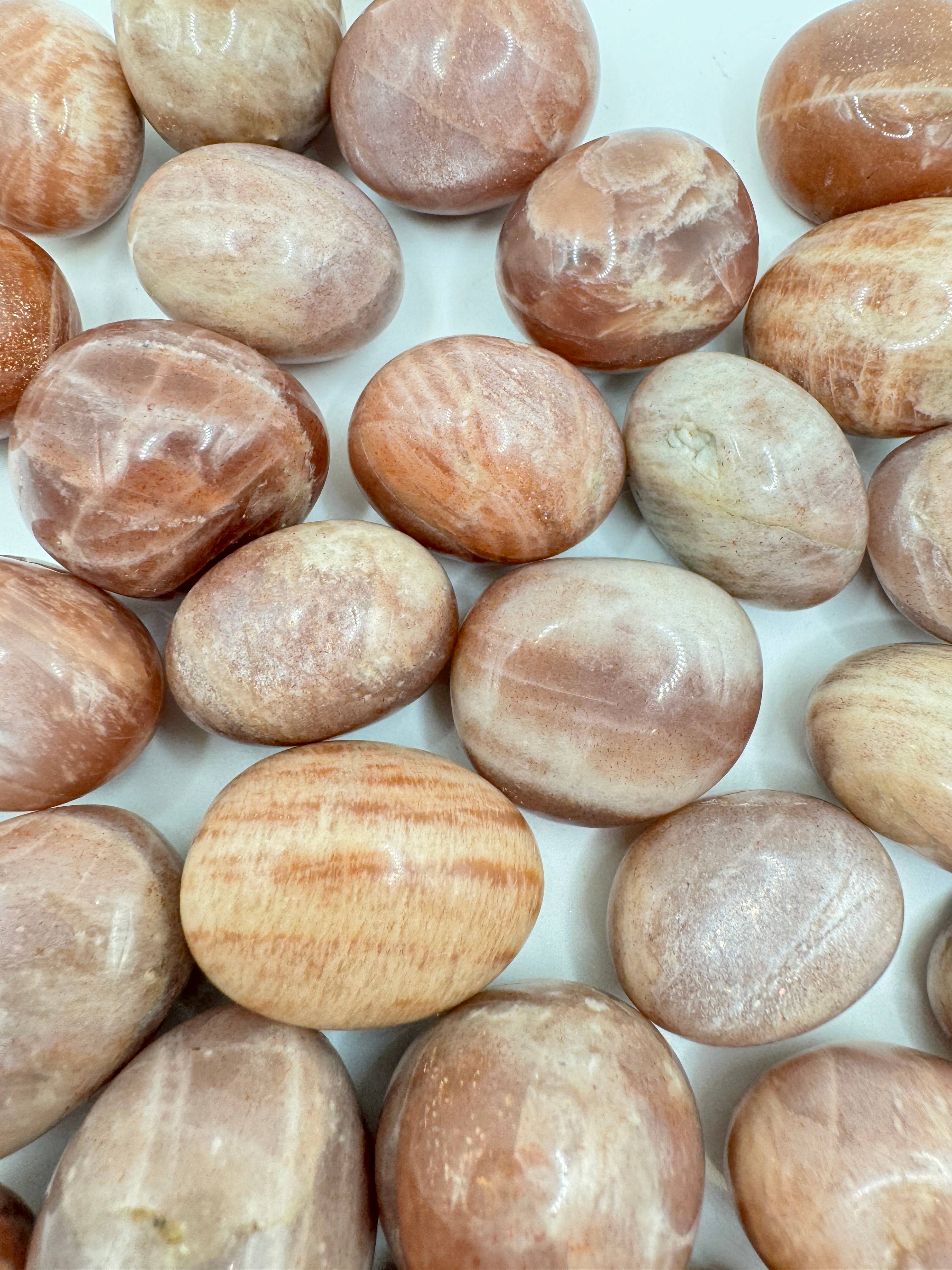 Oils and Auras - Venta al por mayor Piedras/cristales espirituales - Piedra de cristal Peach Moonstone2