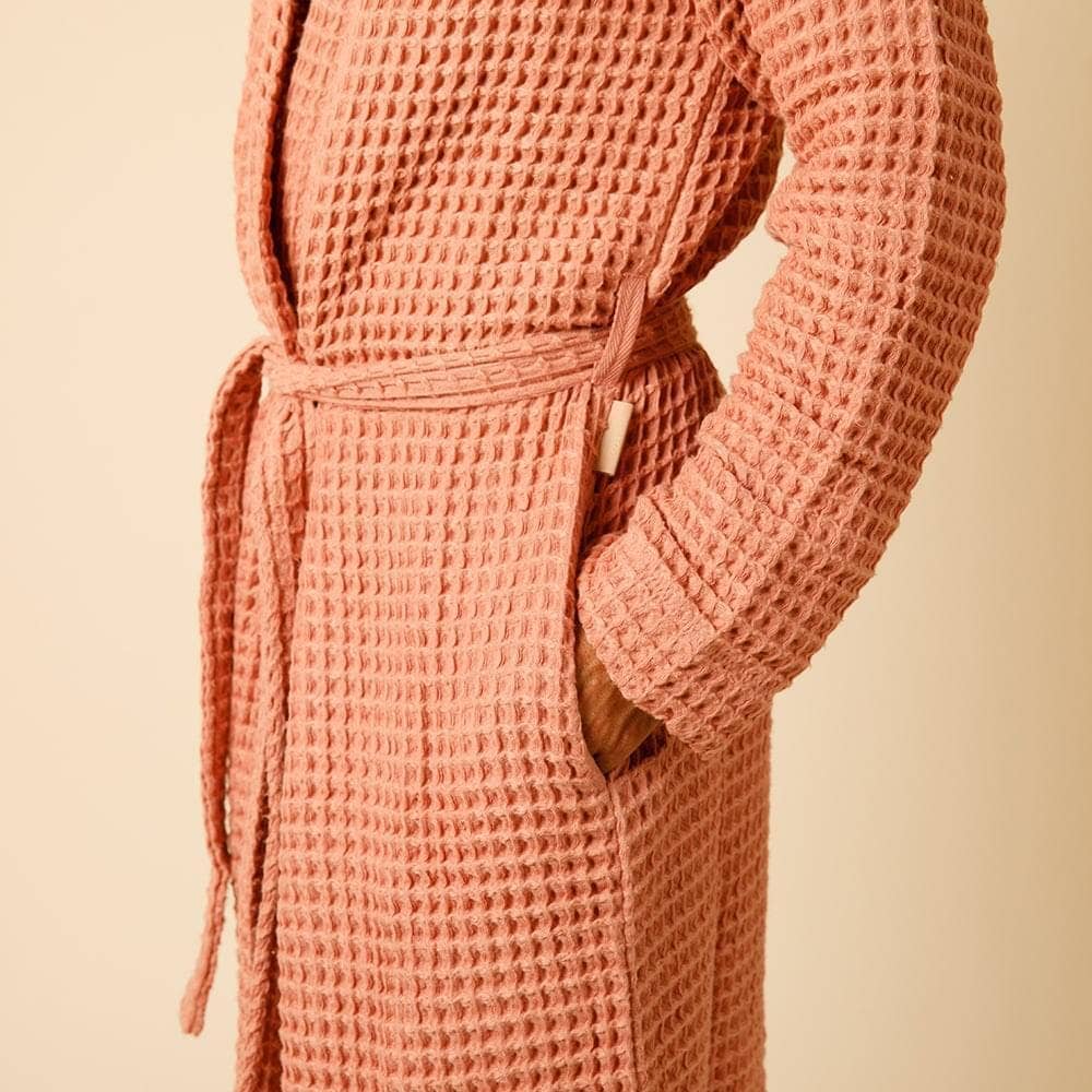 Happy Place Brand – Engroshandel Morgenkåbe - Unisex – Happy Place unisex letvægts badekåbe i vaffelstrik23