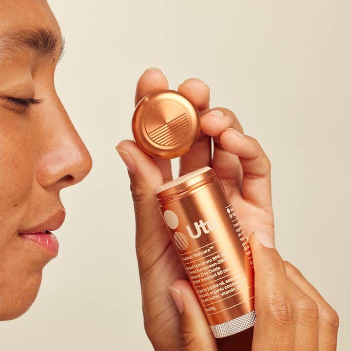 Utu - Wholesale Sunscreen - SPF50 Moisturizing Sunscreen Stick Mineral Water Resistant4