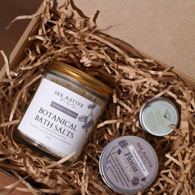 Botanical gift box and other Purchase Wholesale cupcake bouquet boxes. Free Returns & Net 60 Terms on Faire trending on Faire.