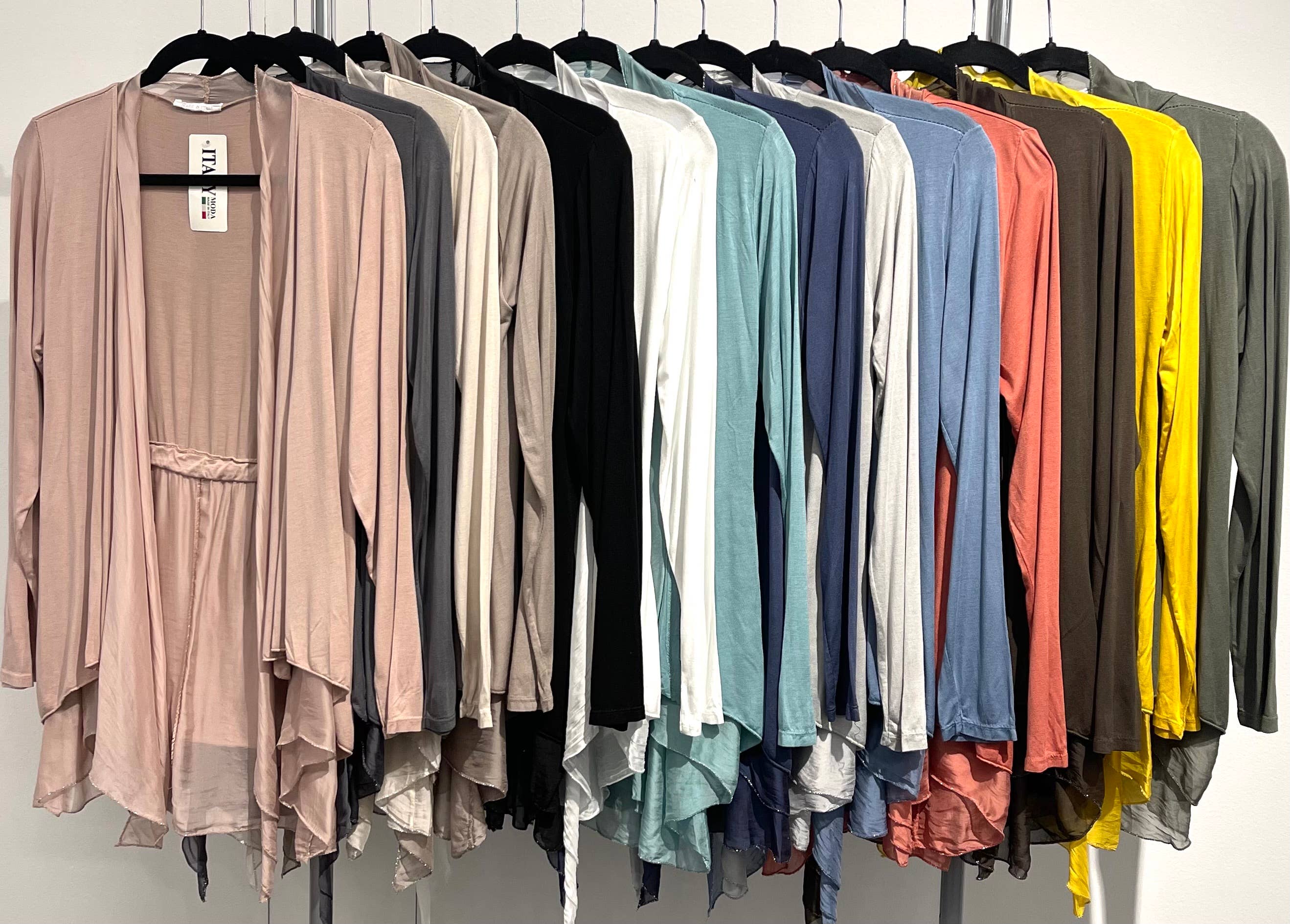 Dance in Paris – Großhandel Kleid – Damen – Damen Ärmelloses Maxikleid mit mehrlagigem Seidenbesatz4