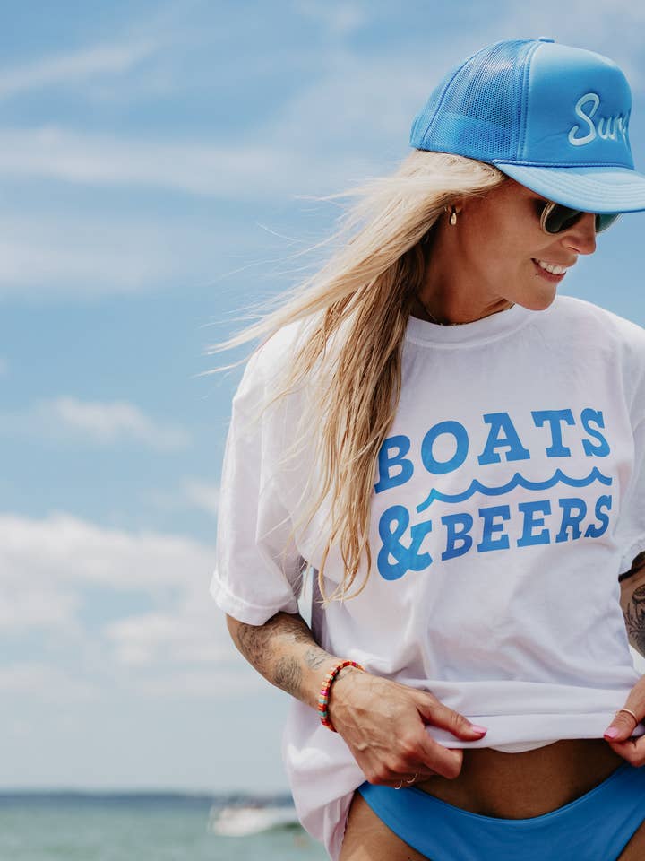 Katydid - Vendita all'ingrosso Maglietta serigrafata - Donna - Maglietta Grafica Barche & Birre2