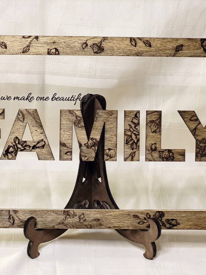 Moldura de citação familiar, desenhos de flores silvestres, presente para mamãe e papai por atacado de Laser by D.A.M.