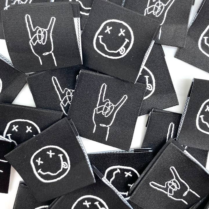 L’Étiquette Home Couture - Wholesale Craft Supplies - Woven sew-on folded label: " ROCK "