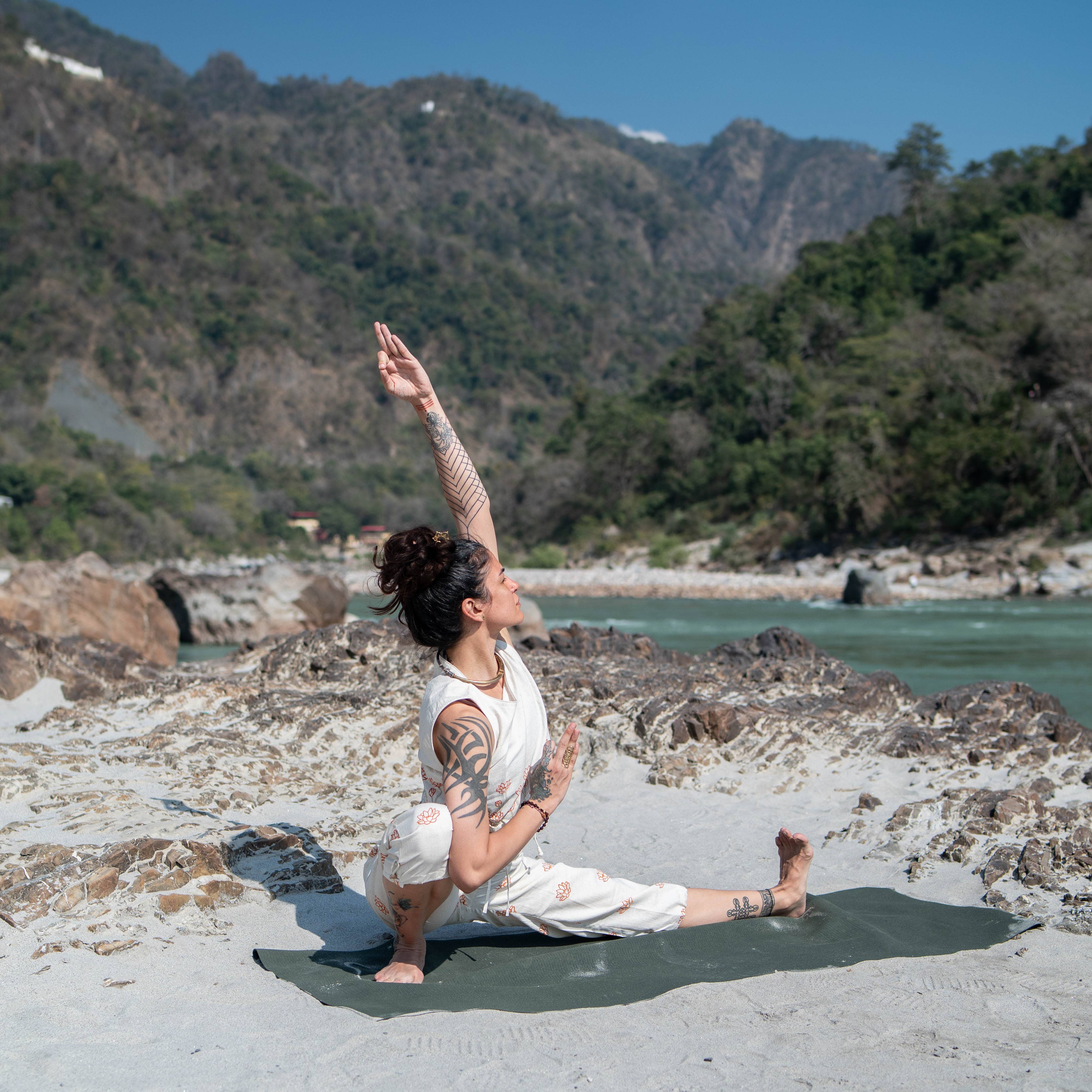 AKISO - Wholesale Athletic Top - Women's - Women Cotton Hand Block Printed Yoga Crop Top -Ananda6