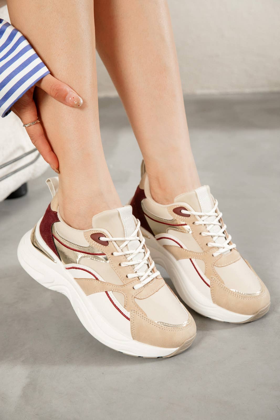 ERYNN - Wholesale Lifestyle Sneakers - Women's - Lace-up sneakers - Lilwenn5