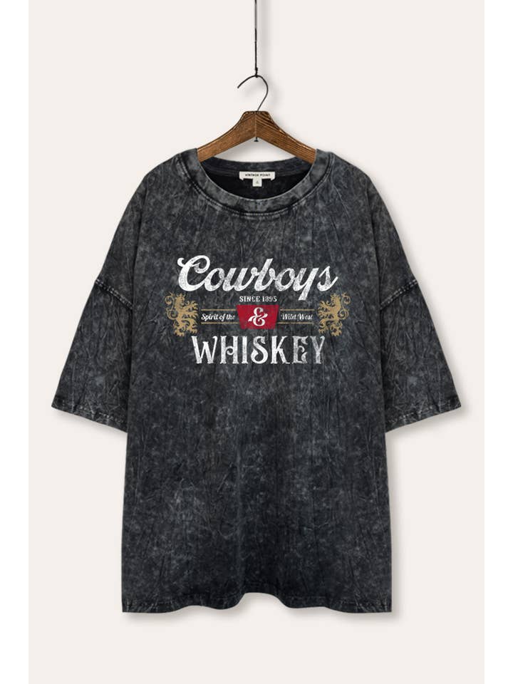VINTAGE POINT USA - Vendita all'ingrosso Maglietta stampata - Donna - T-shirt oversize con grafica "COWBOYS & WHISKEY" lavaggio minerale1