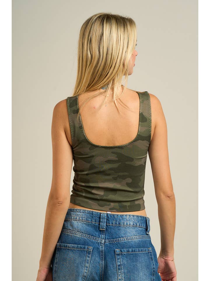 ANWND – wholesale Tank top – Women′s – 55305-Ribbed Scoop Neck Camo Crop Tank6
