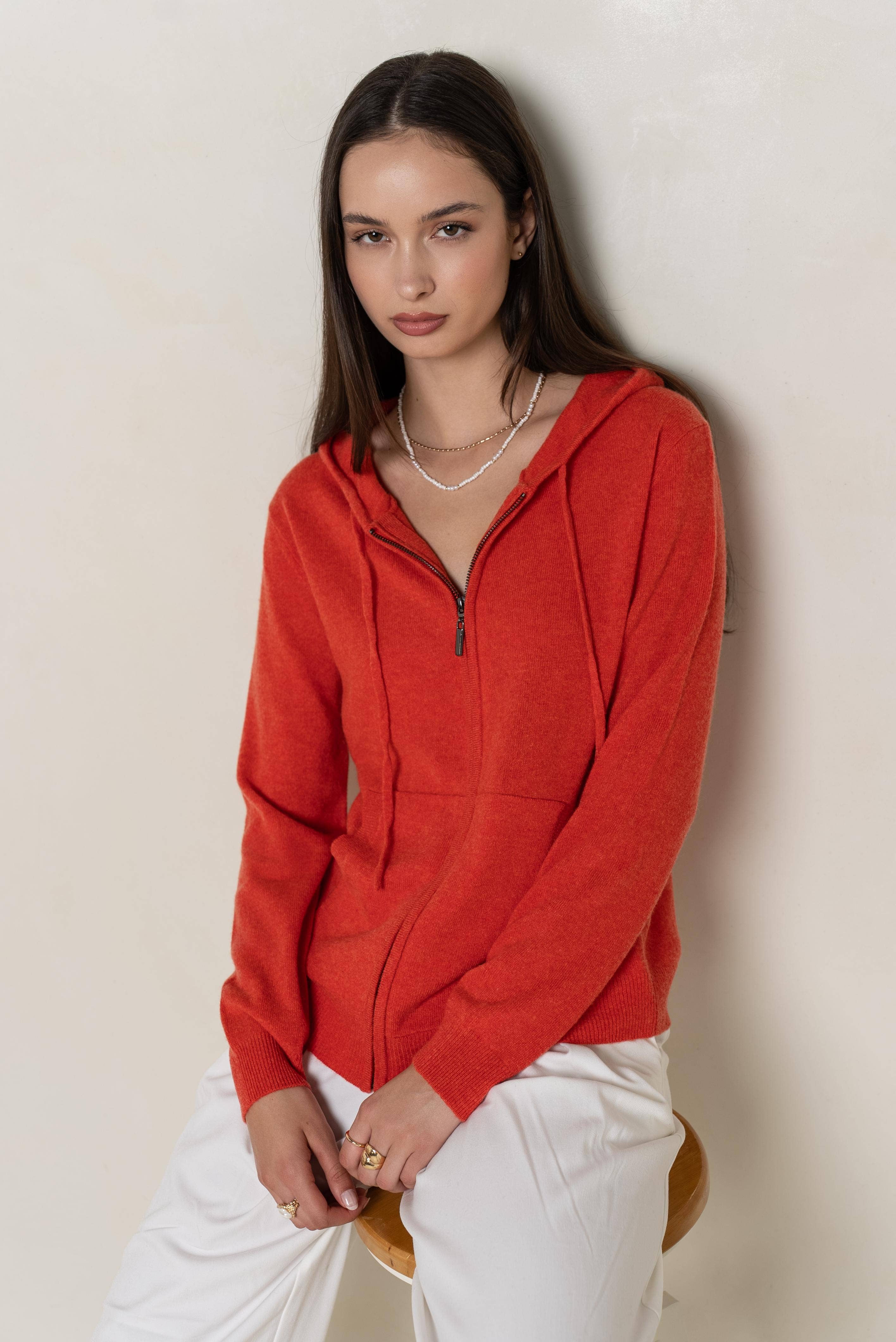 jw.atelier - Vente Sweat à capuche – femme - Gilet 100% cachemire zippé à capuche11