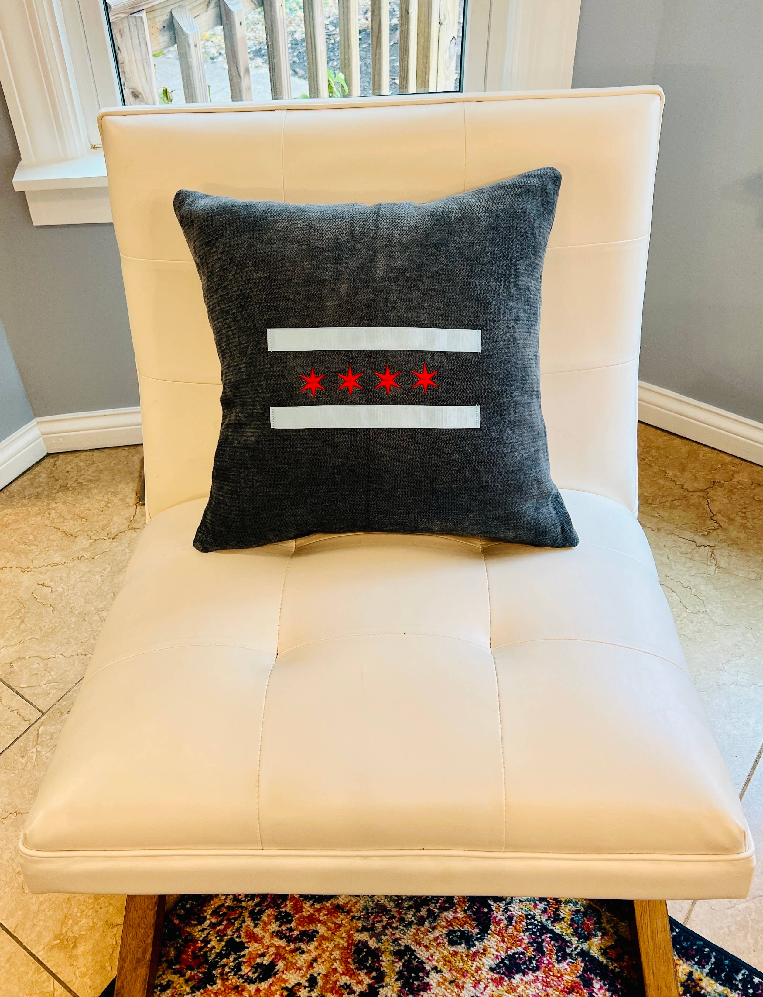 tori grace outfitters - Wholesale Throw/Decorative Pillow - chicago flag throw pillow, embroidered chicago pillow4