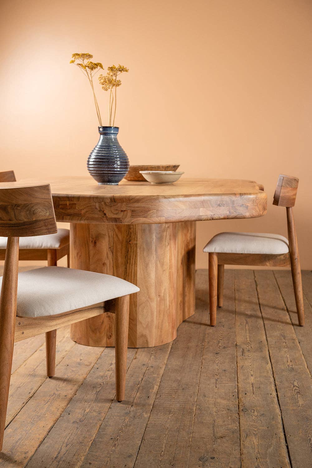 Ian Snow Ltd – wholesale Side table – Tove Acacia Wood Natural Finish Dining Table5