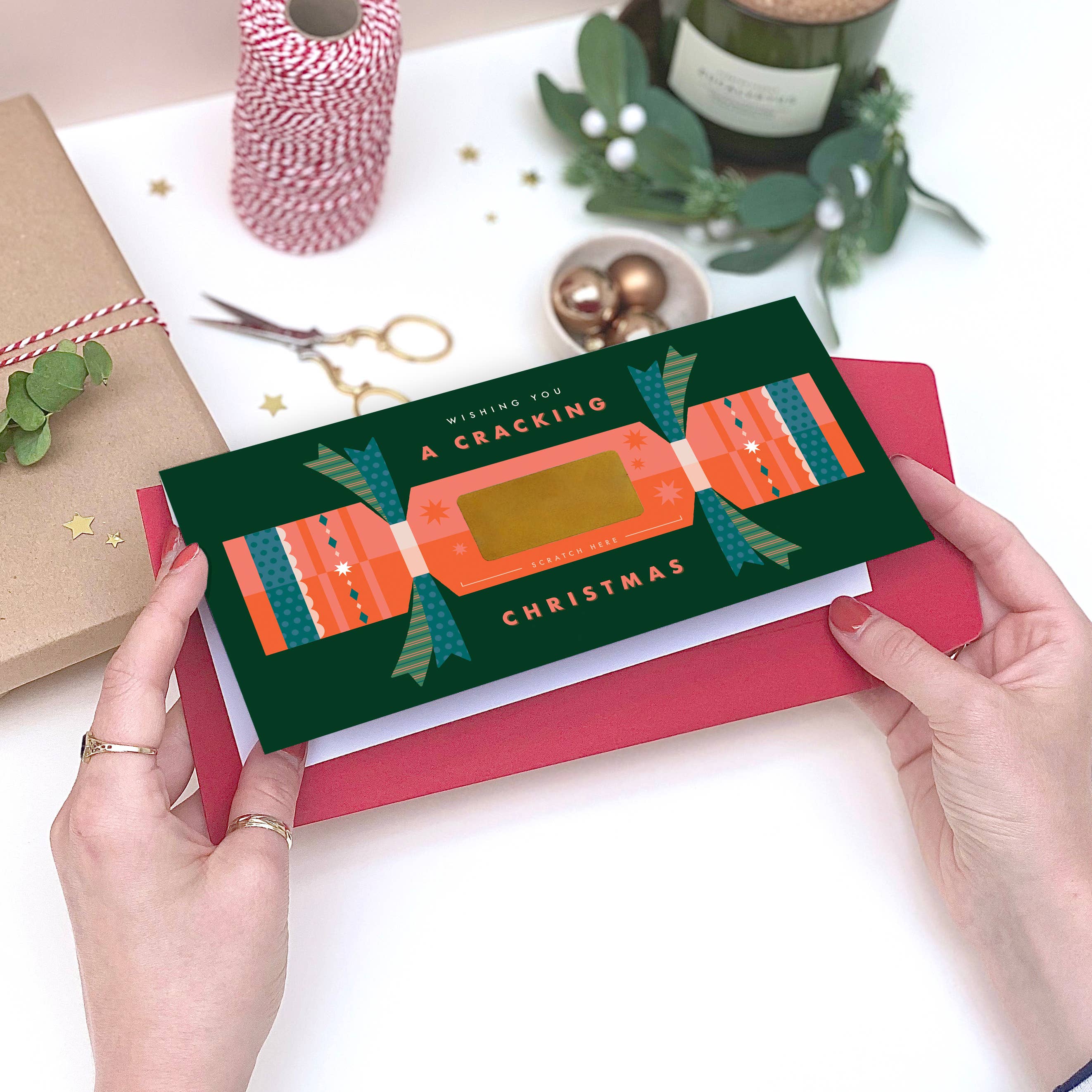 Rodo Creative - Wholesale Christmas Card - Christmas Cracker Scratch Card2