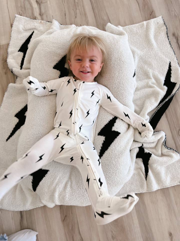 Forever French Baby - Wholesale Sleepsuit - Baby - Bamboo Zip Pajamas | White & Black Lightning Bolt4