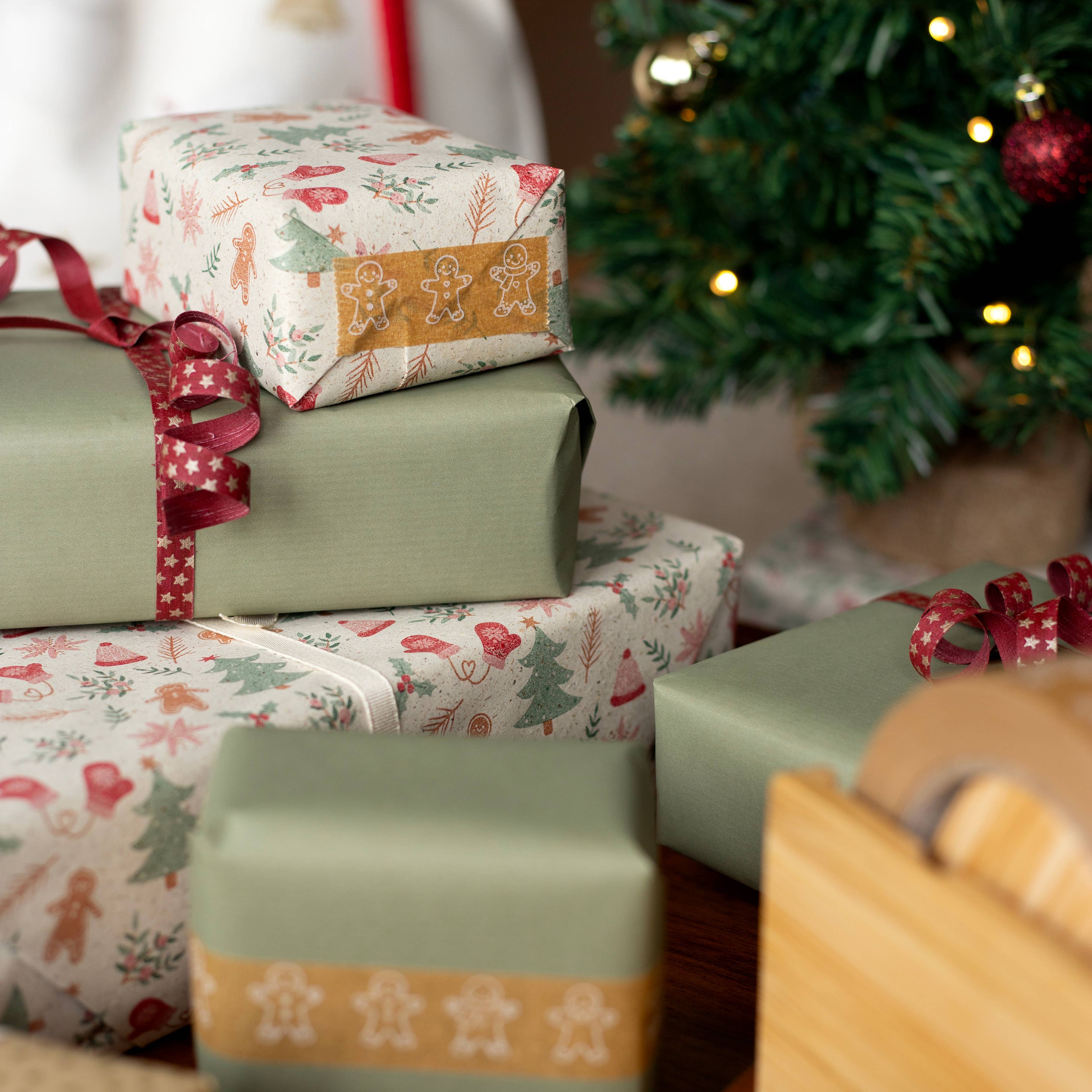 Cascayde – wholesale Tape – Gingerbread Men Festive Paper Tape 24mm - Gift Wrapping3