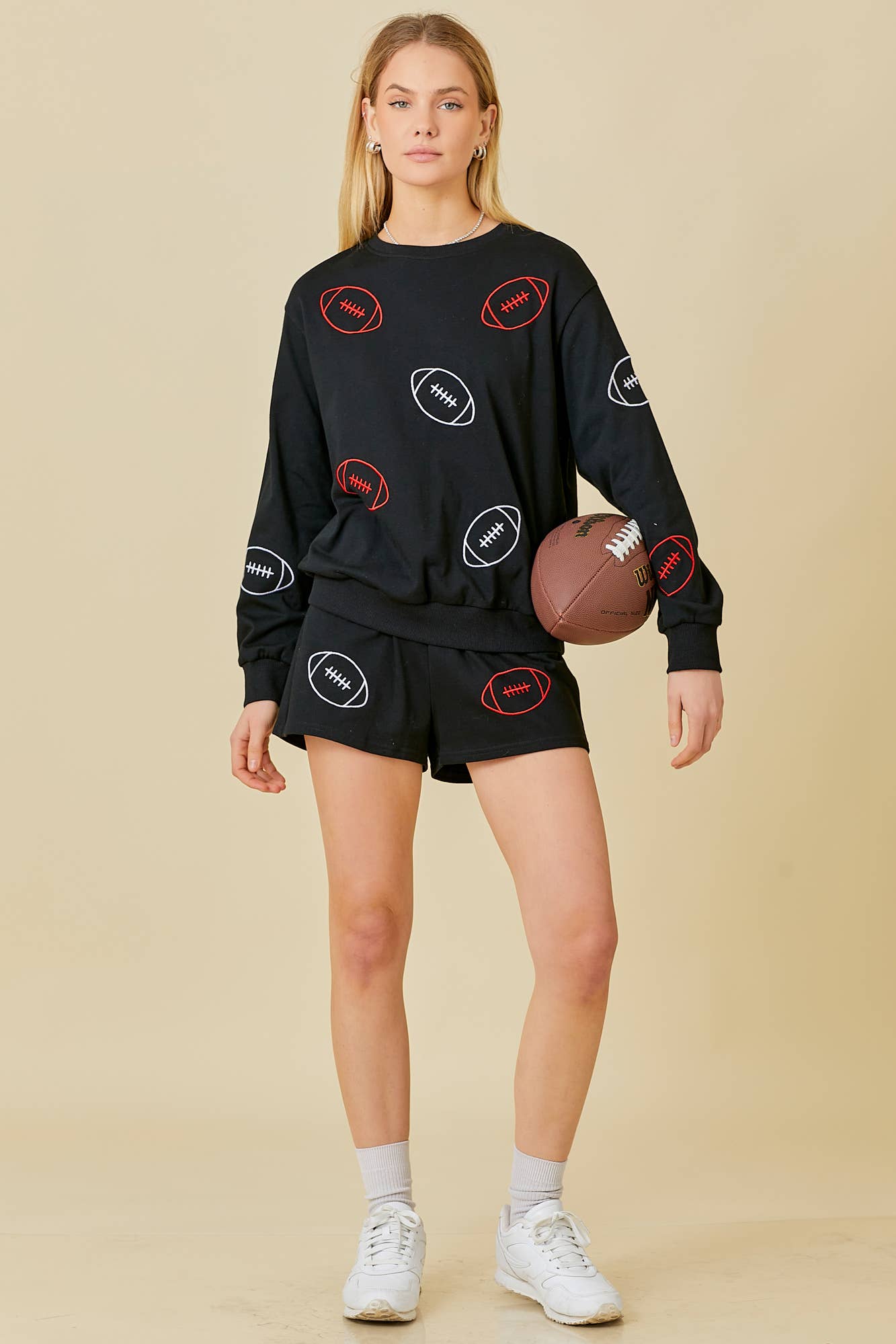 NOIR Shorts de football EMB Game Day en vente sur Faire5