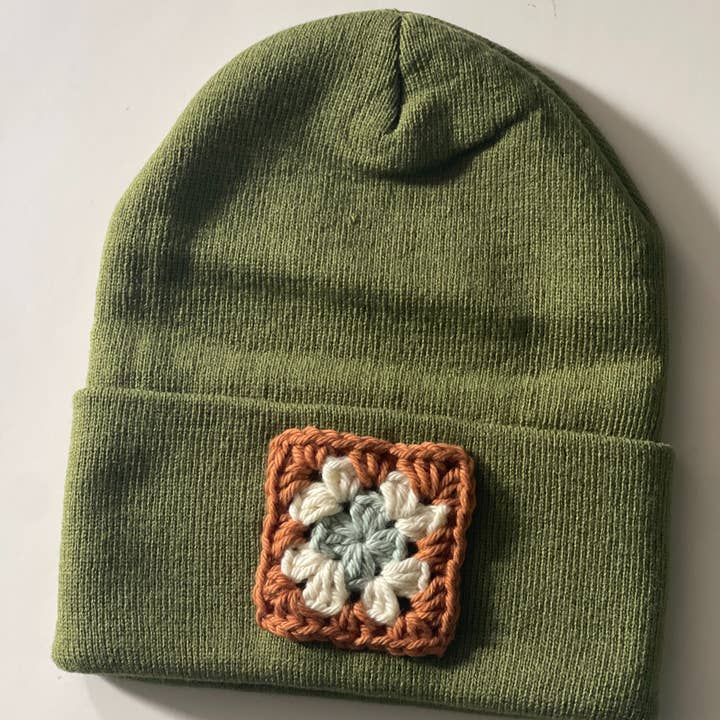 MAEMADE COMPANY LIMITED – Engroshandel Beanie - Dame – Hæklet Bedstemorfirkant Hue