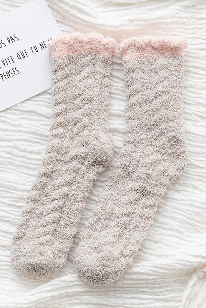 UNISHE - Vente Chaussons chaussettes – femme - Chaussettes de couchage douces antidérapantes et floues d'hiver ACC9924