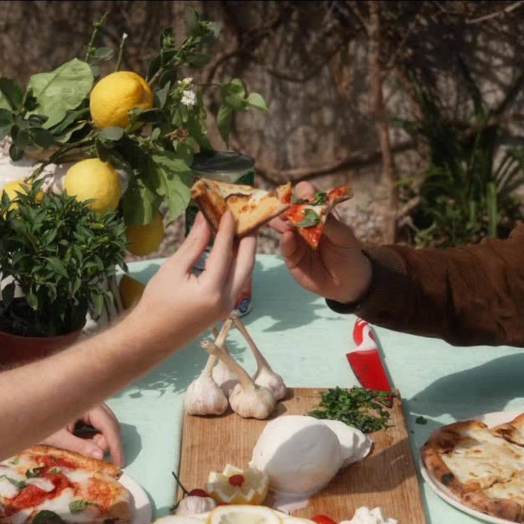 LOOPINI – Großhandel Haltbares Fertiggericht – Bianca Tartufo Pizza - Eiweißreich, Kohlenhydratarm, Hergestellt in Italien1