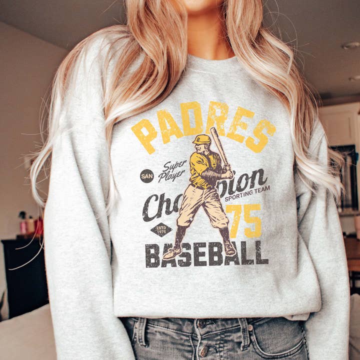 Limeberry Designs – wholesale Sweatshirt med tryck - Dam – Padres Vintage Baseball Grossist Grafisk Sweatshirt - Snabb TAT2