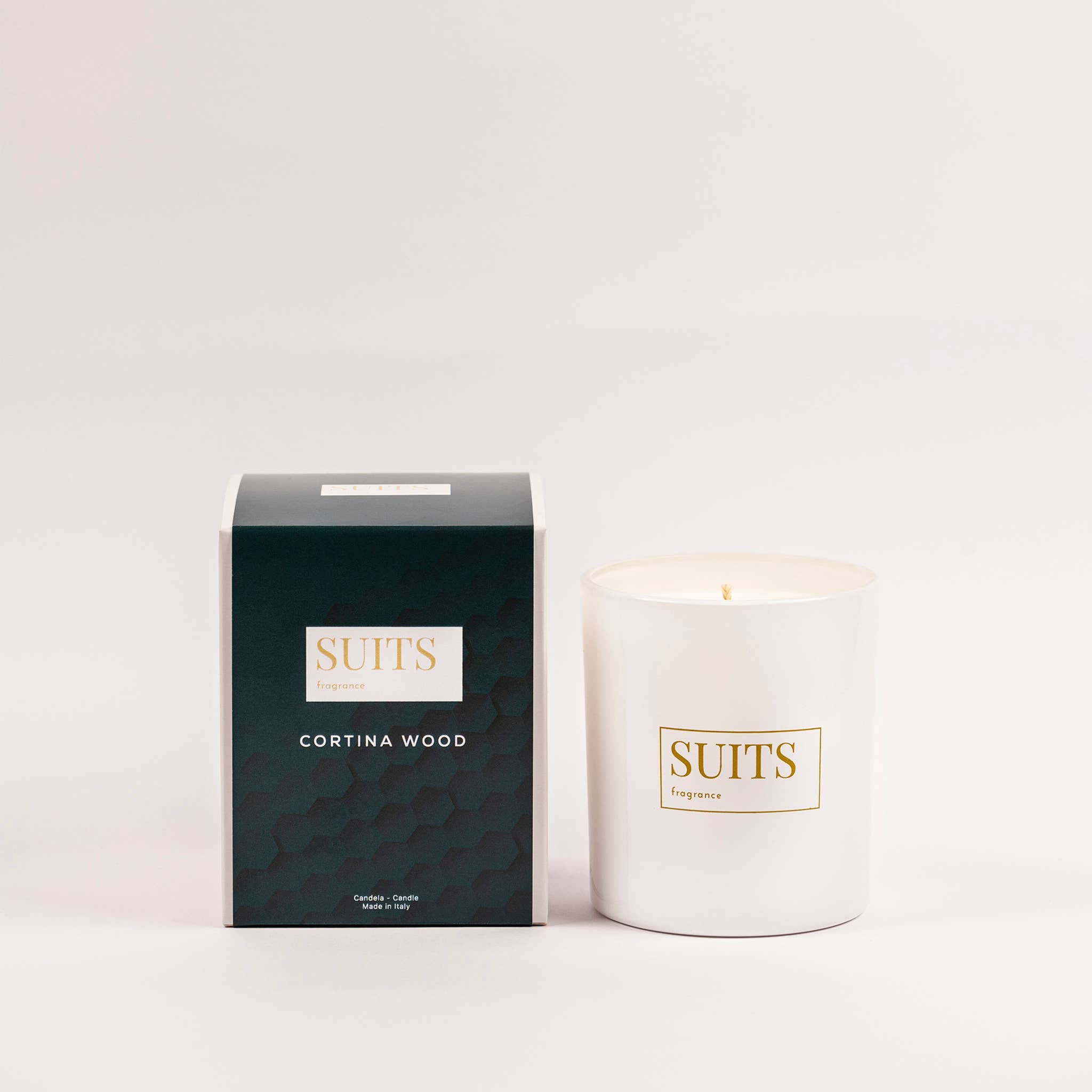 SUITS FRAGRANCE - Wholesale Jar/Filled Candle - SUITS FRAGRANCE SCENTED CANDLE - CORTINA WOOD1