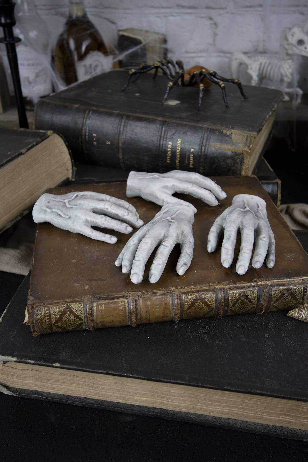 Party Pro – Engroshandel Bordpynt – DUKKEHÆNDER X4/12CM0