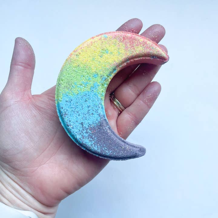 Rainbow Waters - Wholesale Bath Bomb/Fizz - Tie Dye Rainbow Bath Bomb | goat milk | sweet citrus scent2