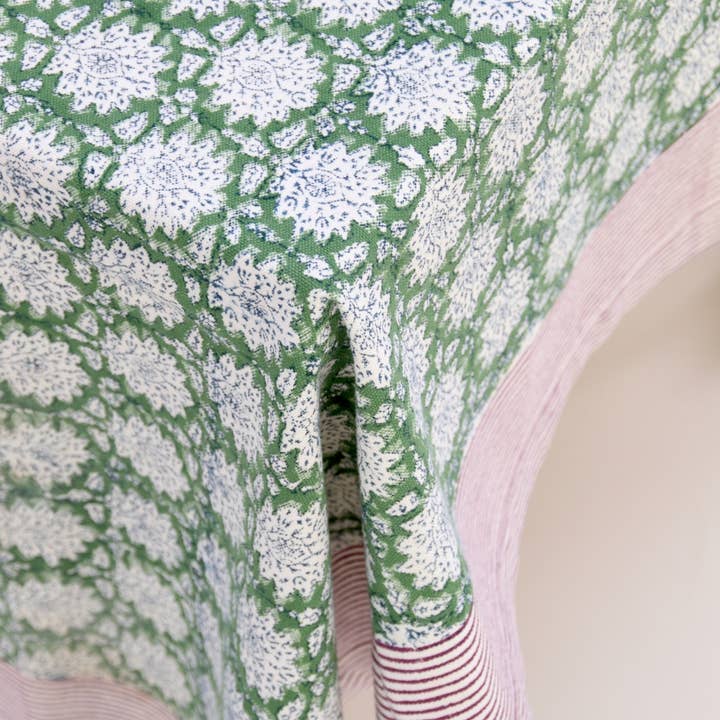 Rozablue - Wholesale Tablecloth - Handblockprinted tablecloth square Breezy green 150x150 cm