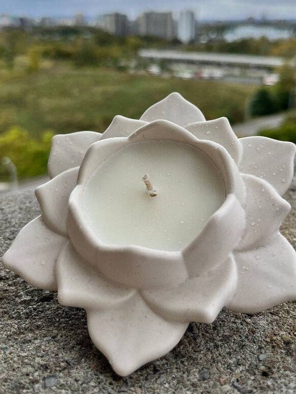 Lotus Petal Candle Holder – Decorative Jesmonite Candle Stand, Multi Colors & Scents for wholesale by Home Pro Idea