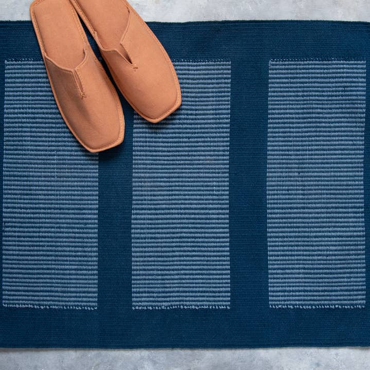 KILIIM – wholesale Bath mat – Columns Bath Mat1