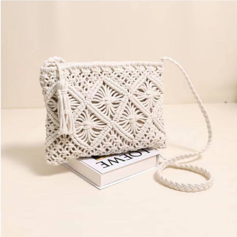 Funkyrel® Atzbranding Limited - Wholesale Clutch Bag - Women's - Tassel Woven Clutch with Artistic Diamond Pattern3