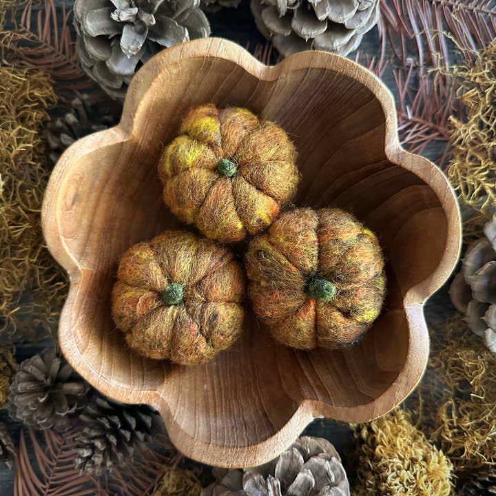 Citrouille en laine | Mini décor en laine feutrée | 15 couleurs pour la vente par House of Moss
