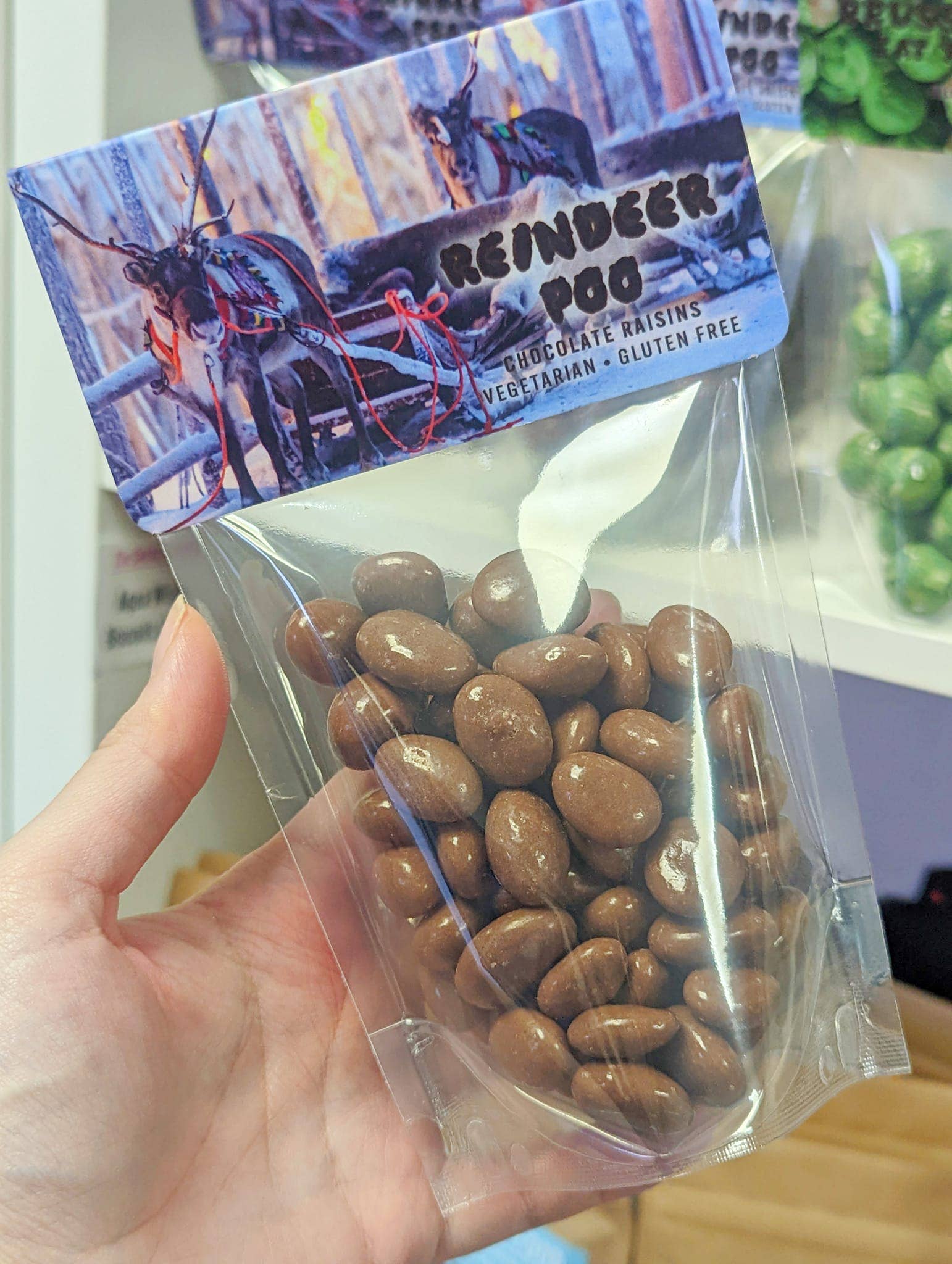 The Sweetie People – wholesale Boiled sweets – Reindeer Poop! (Chocolate Nibbles) (V)2