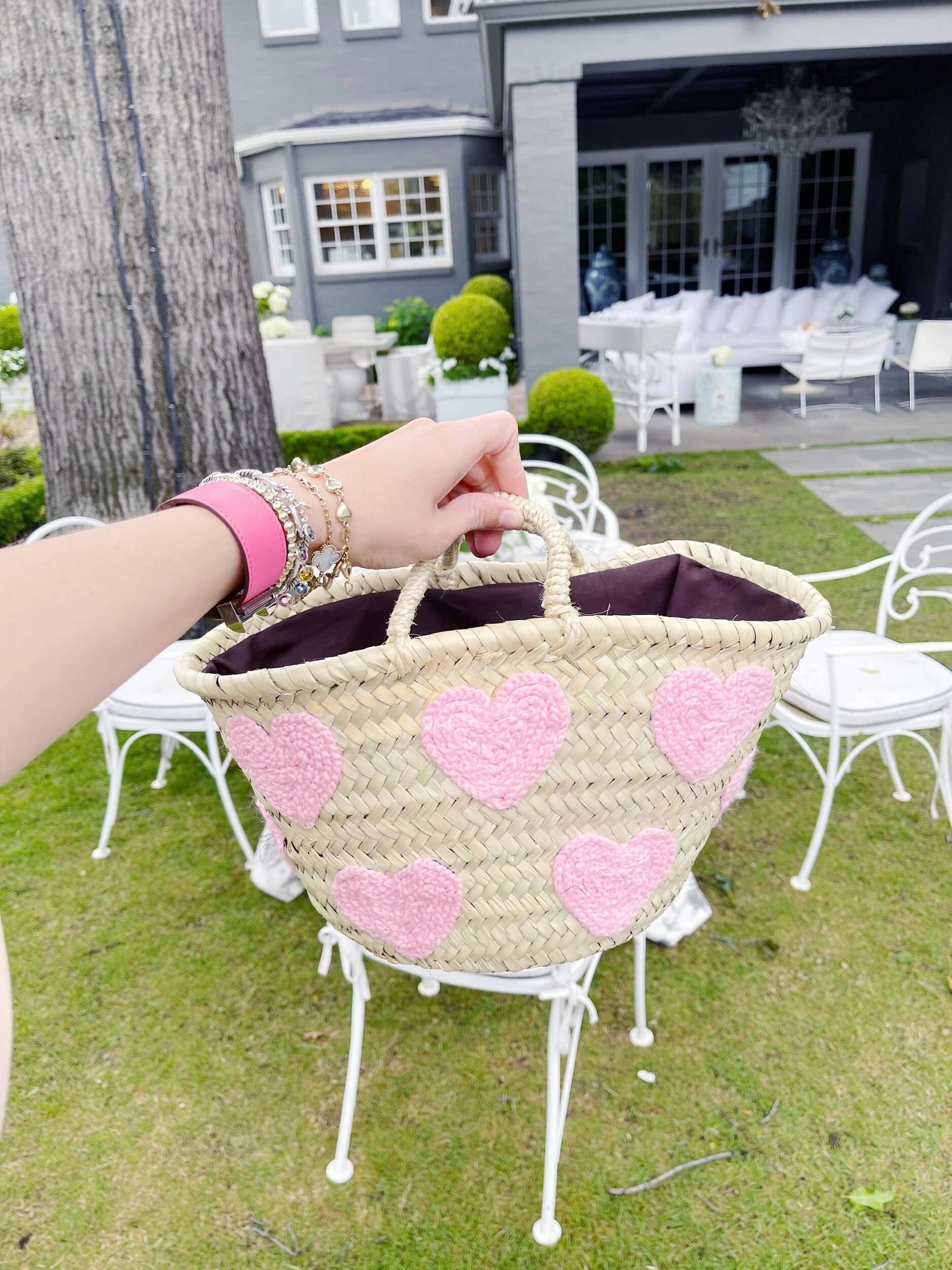 High crafty – wholesale Basket – Heart Basket – Hand-Embroidered Moroccan Straw Bag in Pink o4
