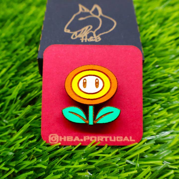 Bunter, von Super Mario inspirierter Holz-Pin, Geek Retro Gamer für den Großhandel von Herbs&Belles