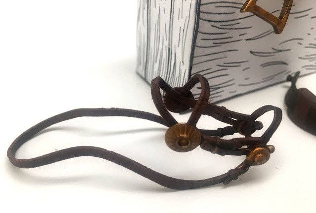 Boss Fight Studio Llc - Wholesale Figurine Toy - Kids - MIGHTY STEEDS - AUSTRALIAN TACK KIT - ACTION FIGURE ACCESSORIES2