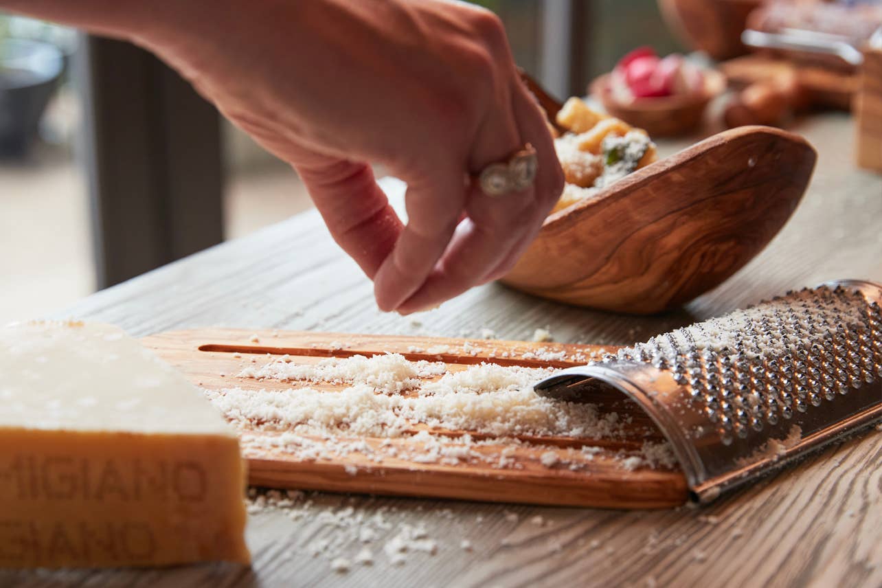 Verve Culture - Wholesale Grater - Italian Olivewood Flat Cheese Grater2