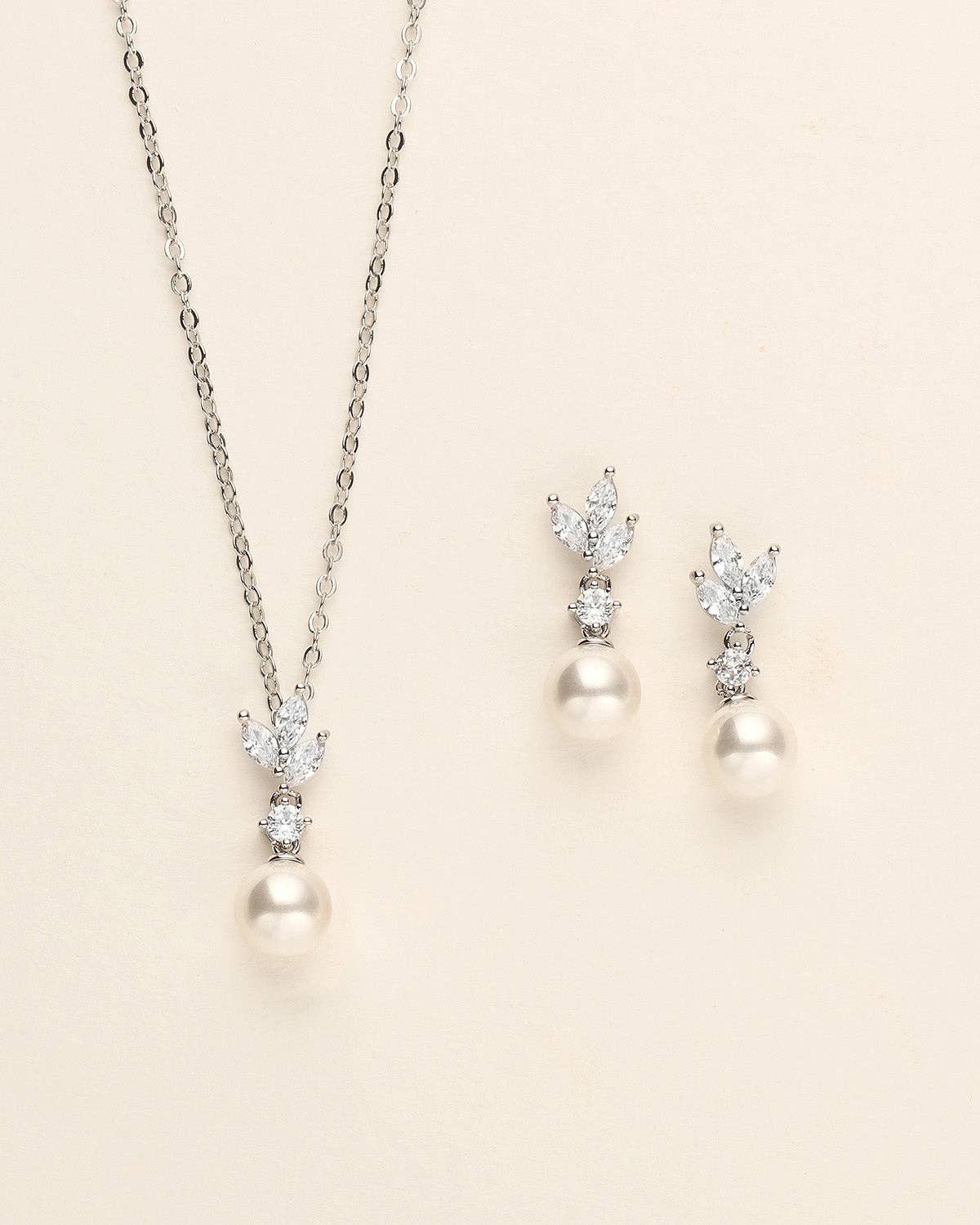 allureweddingjewelry - Wholesale Dangle Earrings - Eve Petite Pearl Earrings9